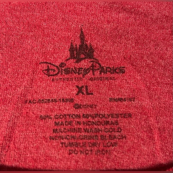 Disney Vintage (2015) Women’s Passholder Holiday Tee Shirt. - Picture 4 of 4